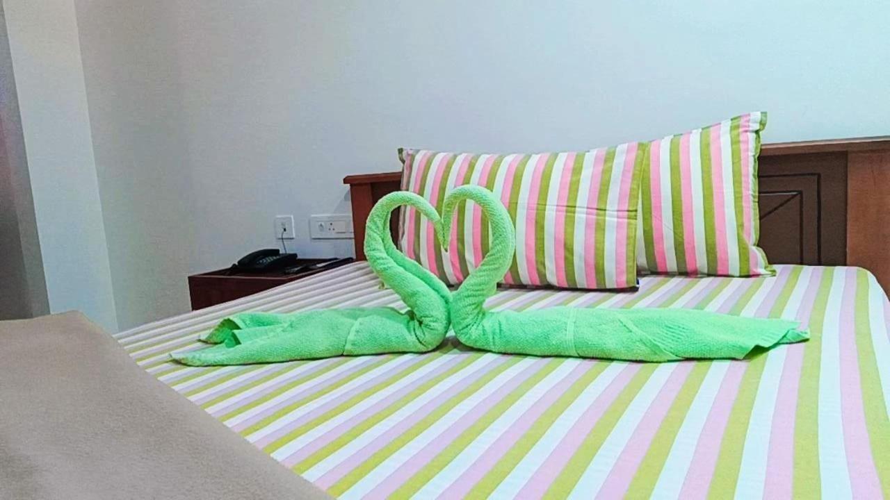 Urc Lodge Perundurai Kültér fotó